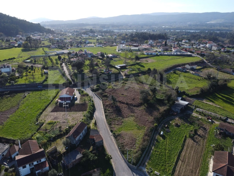 Terreno para Venda em Reboreda e Nogueira Foto 6