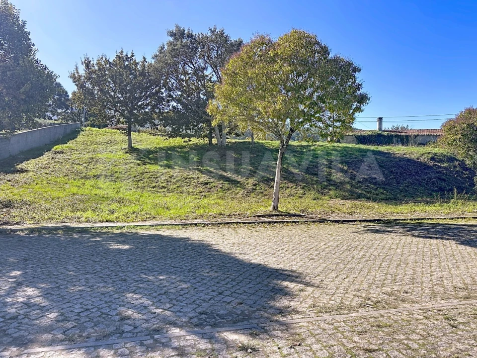 Terreno para Venda em Venade e Azevedo Foto 11