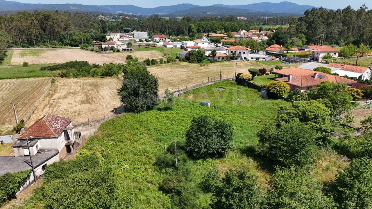 Terreno para Venda em Campos e Vila Meã Foto 5