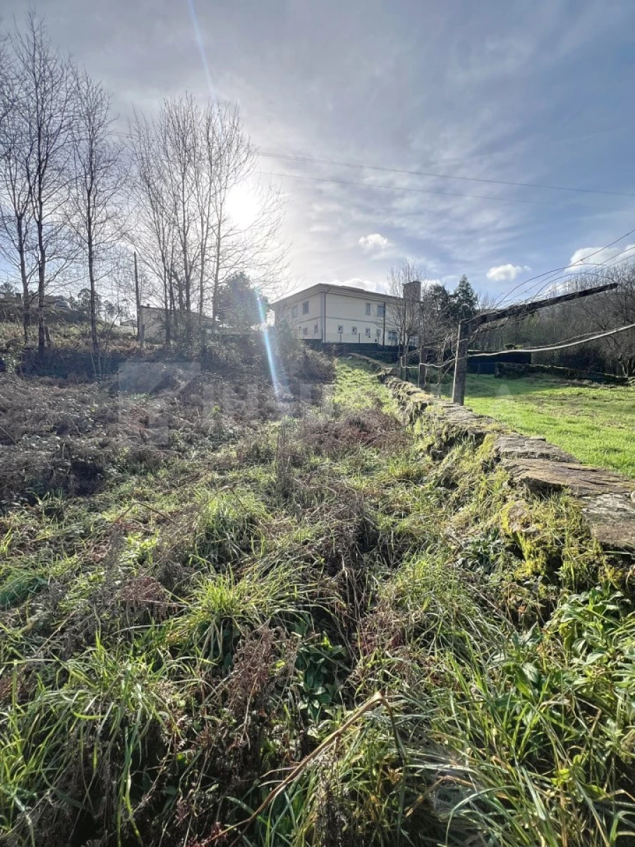 Terreno para Venda em Covas Foto 19