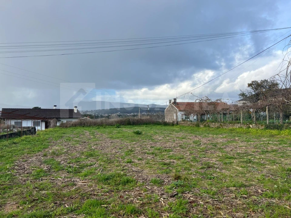 Terreno para Venda em Lanhelas Foto 3
