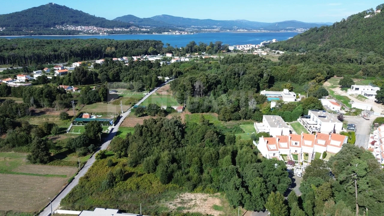 Terreno para Venda em Moledo e Cristelo Foto 2