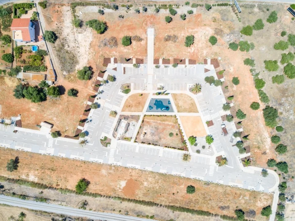 Terreno para Venda em Santa Catarina da Fonte do Bispo Foto 1