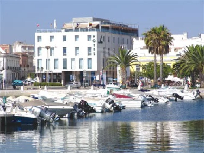 Terreno para Venda em Conceição e Estoi Foto 12