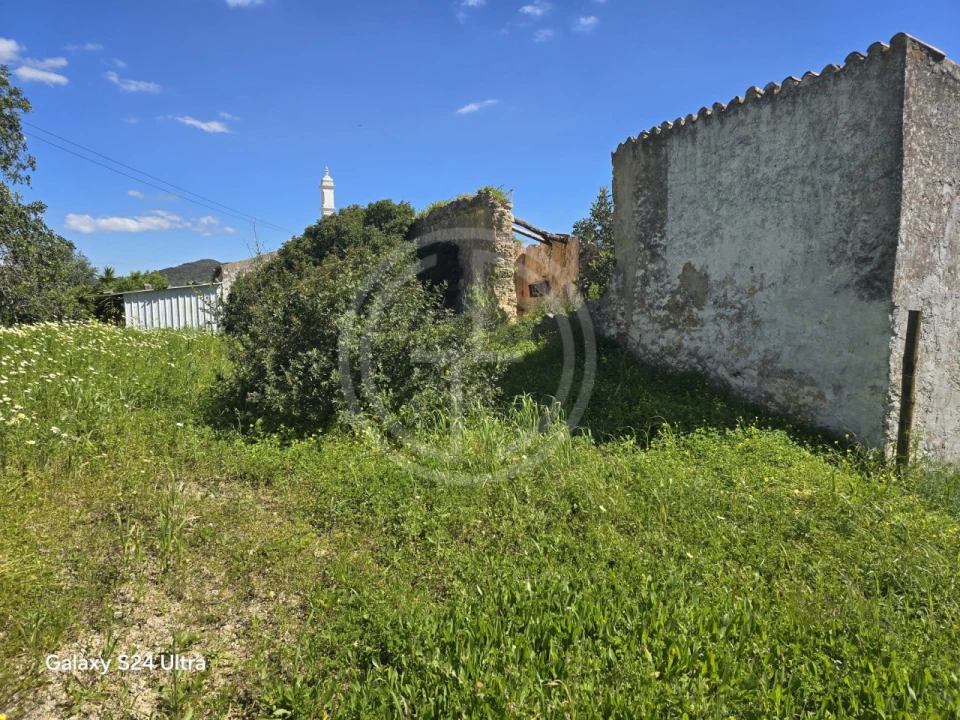 Terreno para Venda em Santa Barbara de Nexe Foto 4