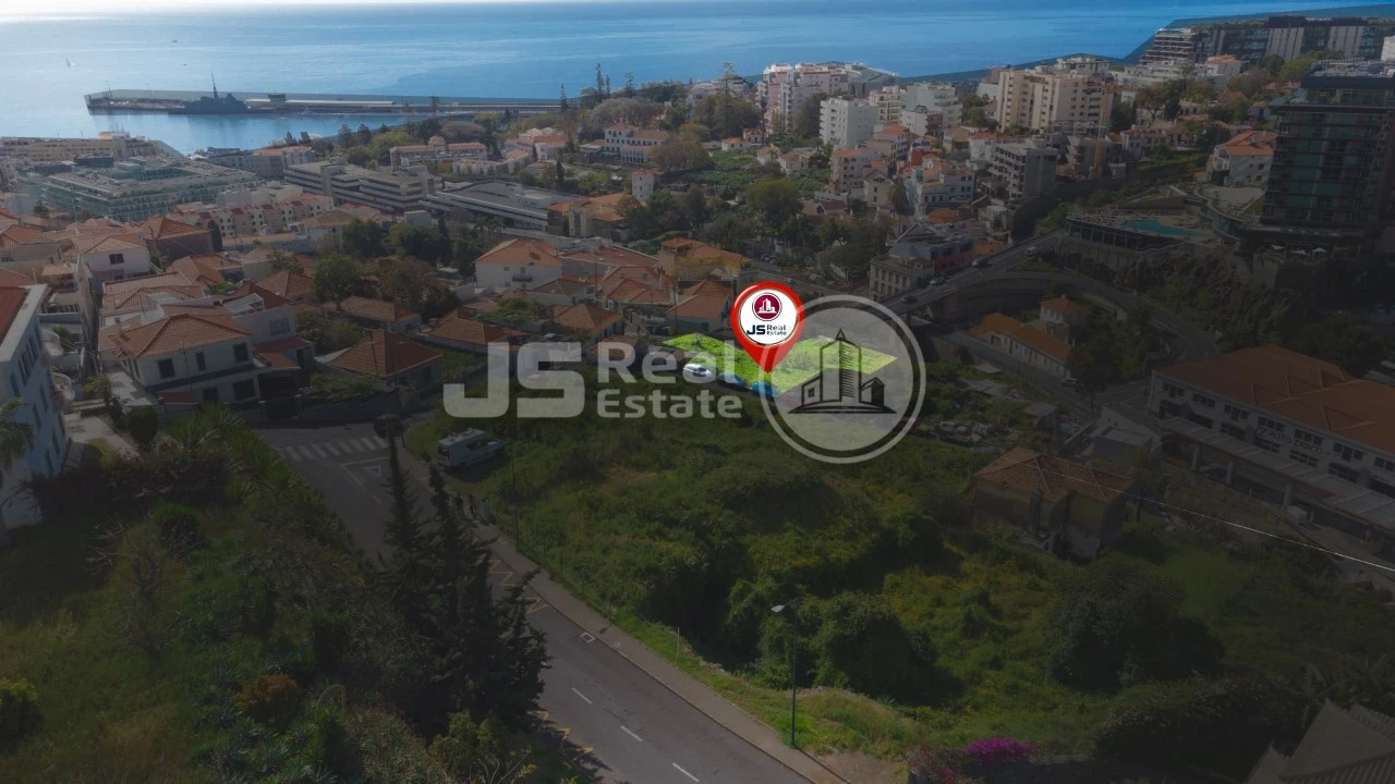 Terreno para Venda em Funchal (São Pedro) Foto 1