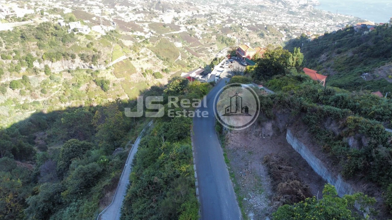 Terreno para Venda em Estreito de Camara de Lobos Foto 4
