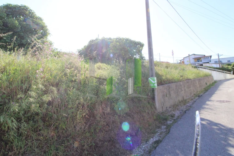 Terreno para Venda em Tavarede Foto 3
