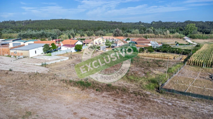 Terreno para Venda em Ferreira-A-Nova Foto 10