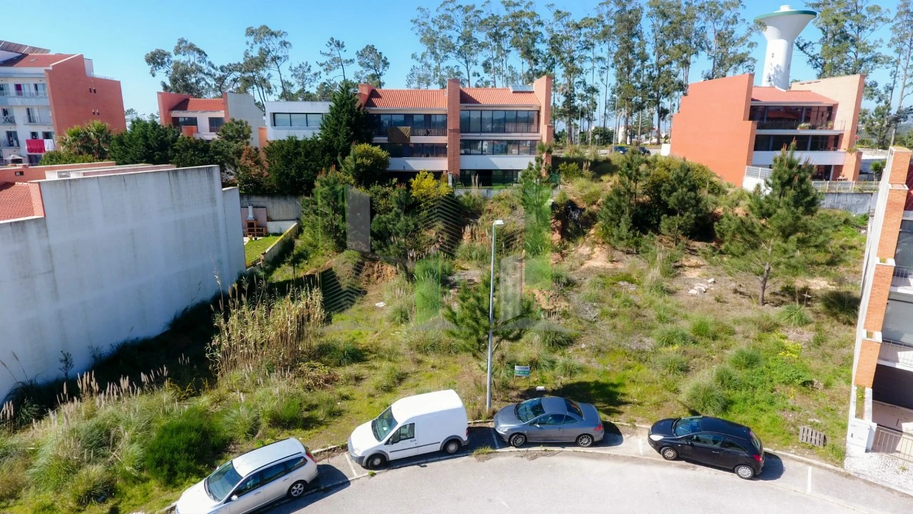 Terreno para Venda em Tavarede Foto 1