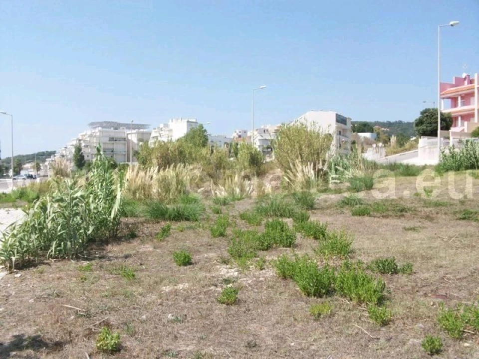 Terreno para Venda em Buarcos Foto 1