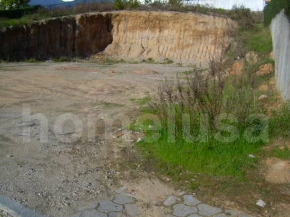 Terreno para Venda em Tavarede Foto 2
