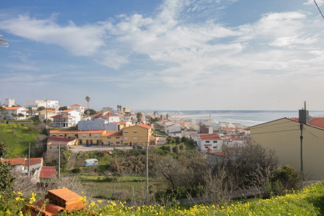 Terreno para Venda em Buarcos Foto 1