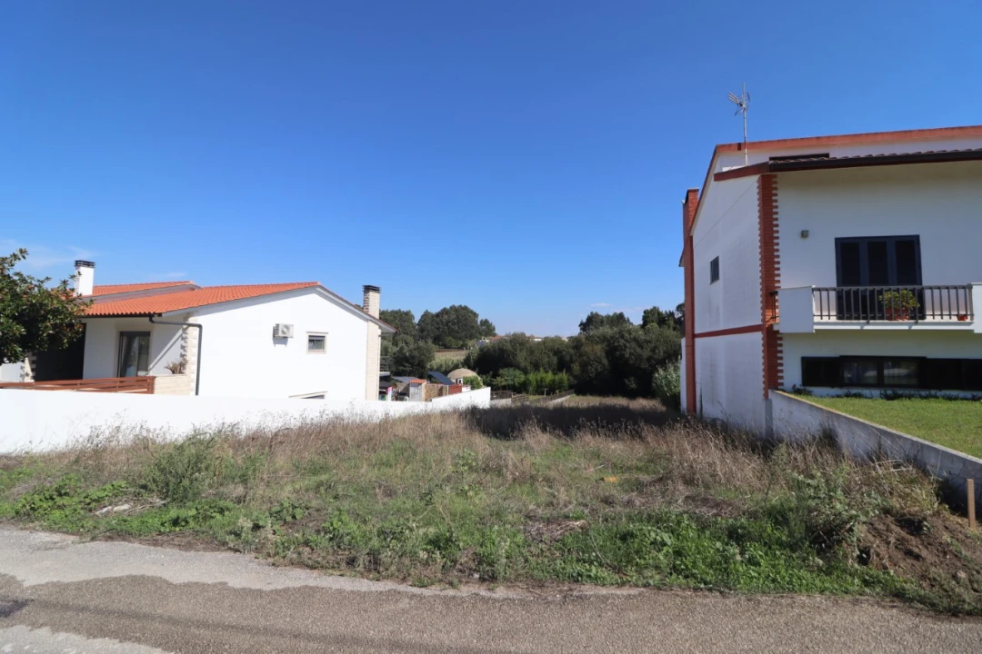 Terreno para Venda em Lavos Foto 2