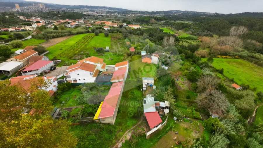 Terreno para Venda em Souselas e Botão