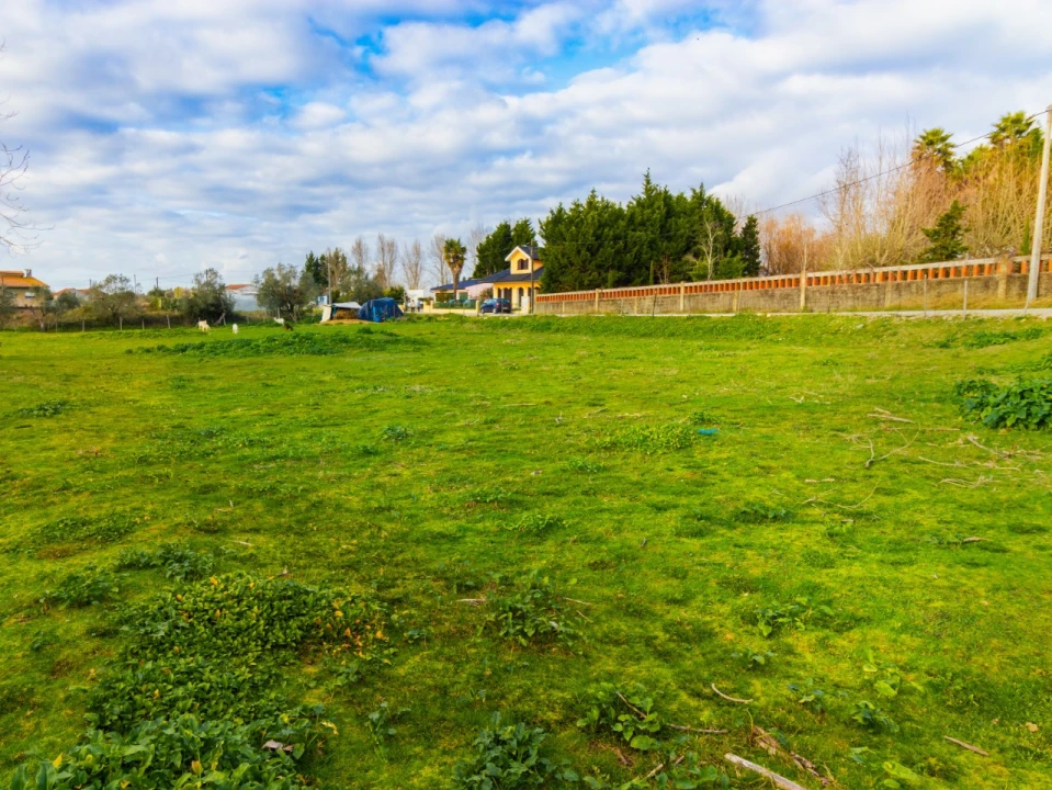 Terreno para Venda em Arazede Foto 1