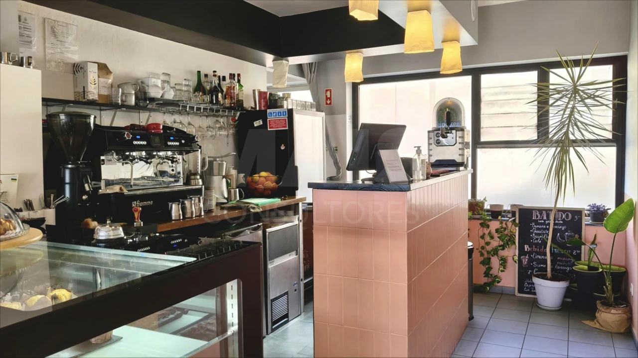 Loja para Venda em Lourinhã e Atalaia Foto 9