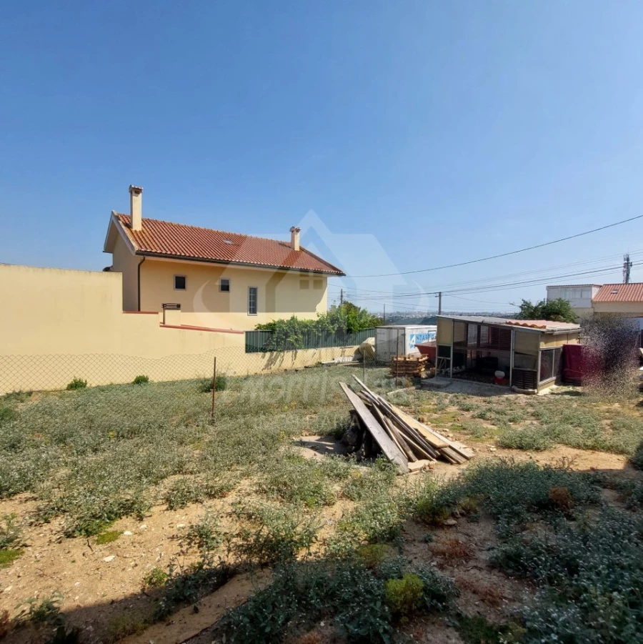 Terreno para Venda em Santa Iria de Azoia, São João da Talha e Bobadela Foto 3