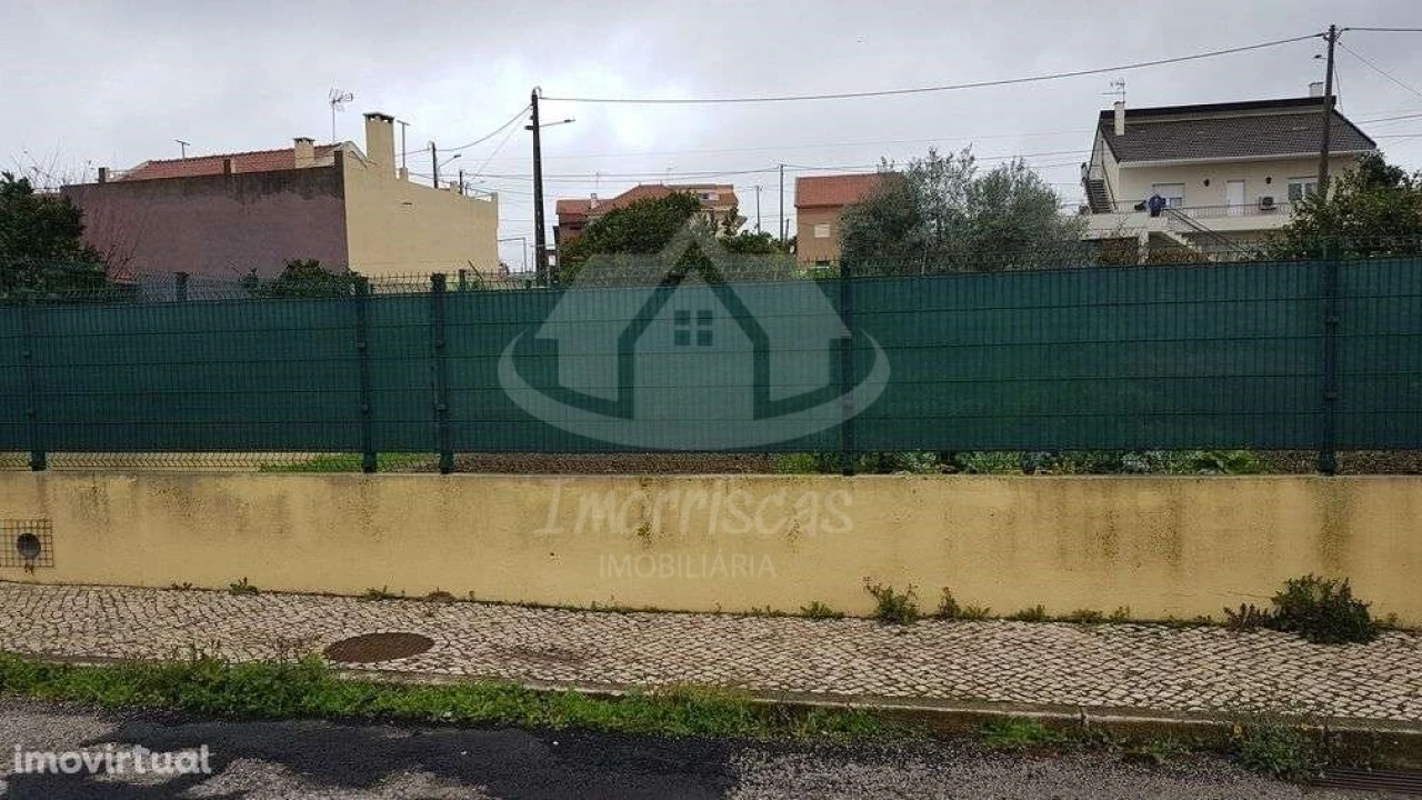 Terreno para Venda em Santa Iria de Azoia, São João da Talha e Bobadela Foto 14