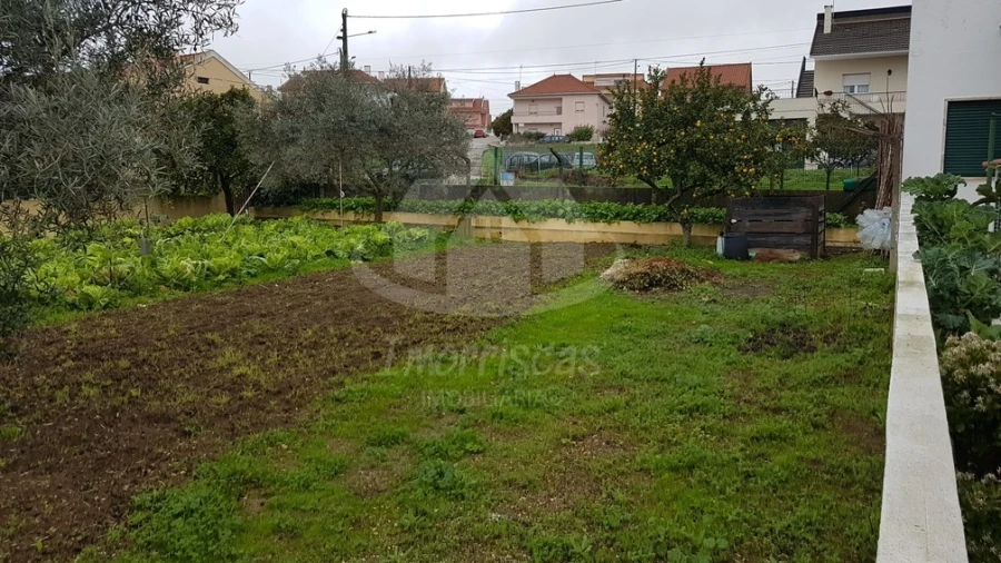 Terreno para Venda em Santa Iria de Azoia, São João da Talha e Bobadela Foto 2