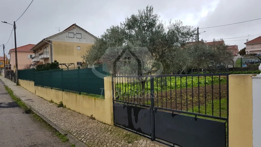 Terreno para Venda em Santa Iria de Azoia, São João da Talha e Bobadela Foto 7
