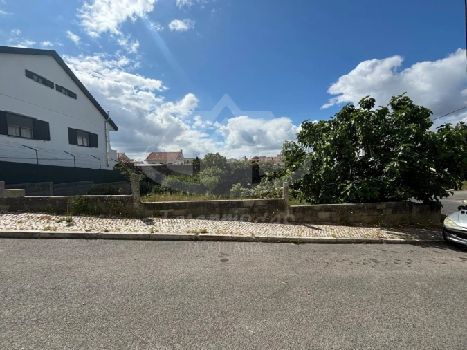 Terreno para Venda em Santa Iria de Azoia, São João da Talha e Bobadela Foto 1
