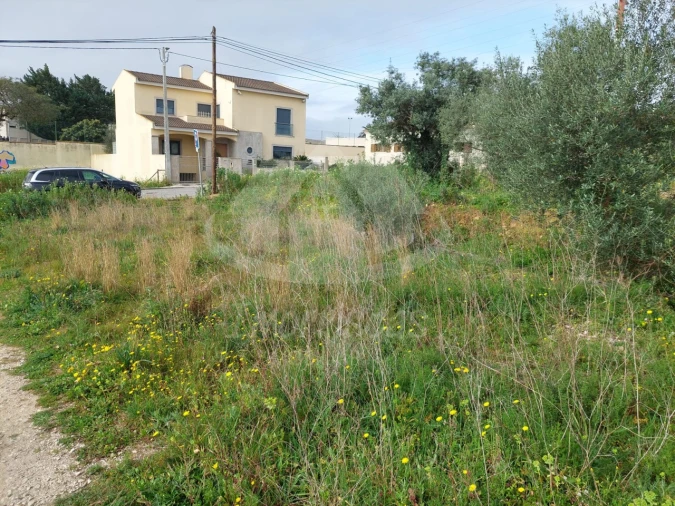 Terreno para Venda em Santa Iria de Azoia, São João da Talha e Bobadela Foto 1