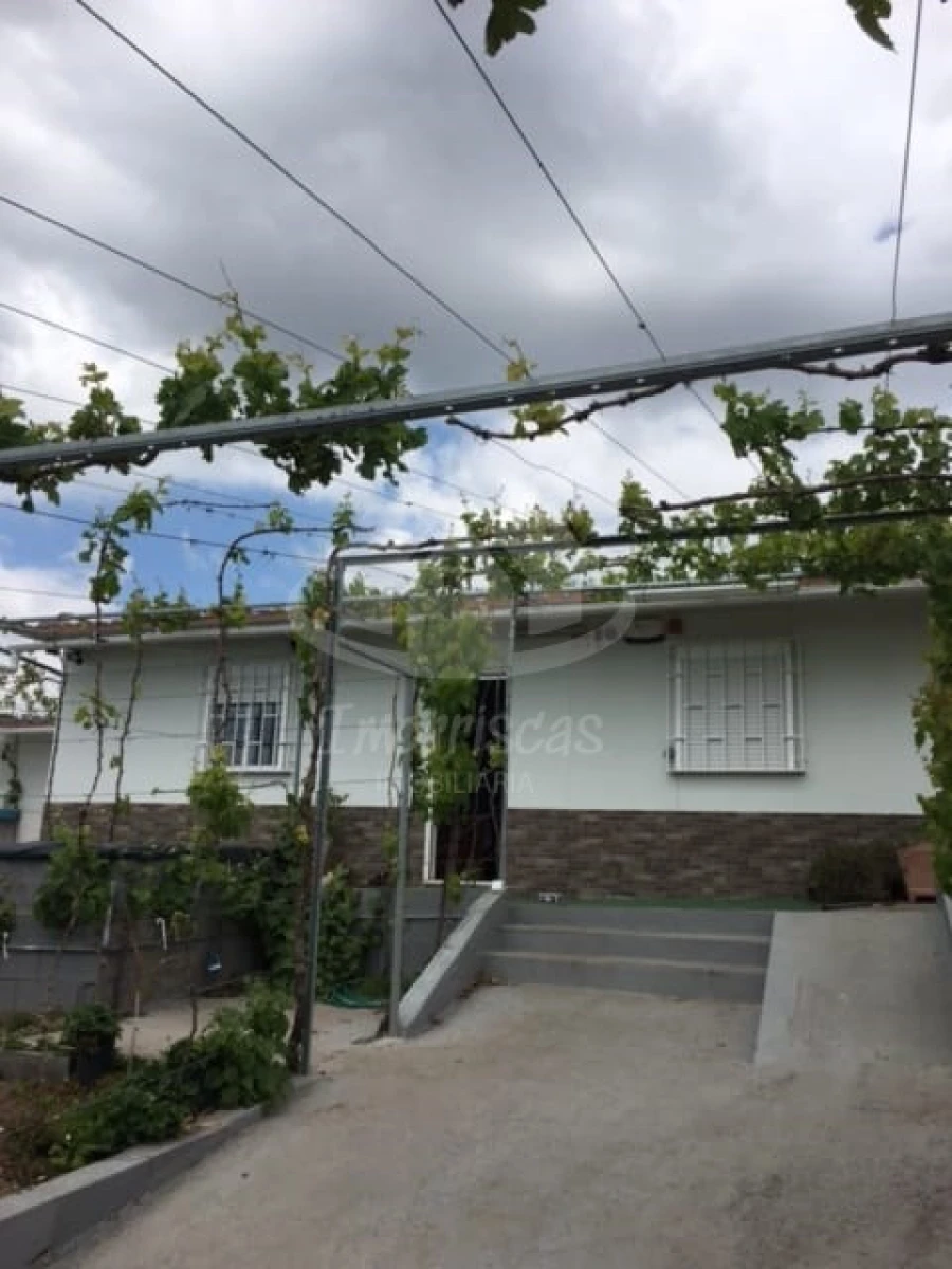 Terreno para Venda em Santo Antão e São Julião do Tojal Foto 2
