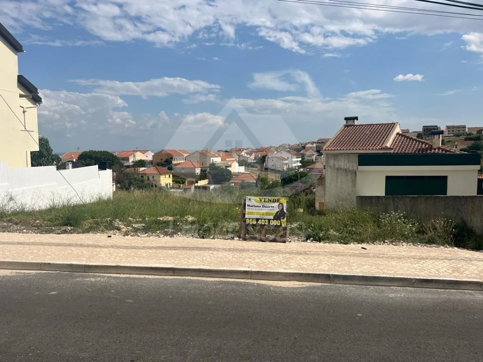Terreno para Venda em Santa Iria de Azoia, São João da Talha e Bobadela Foto 3