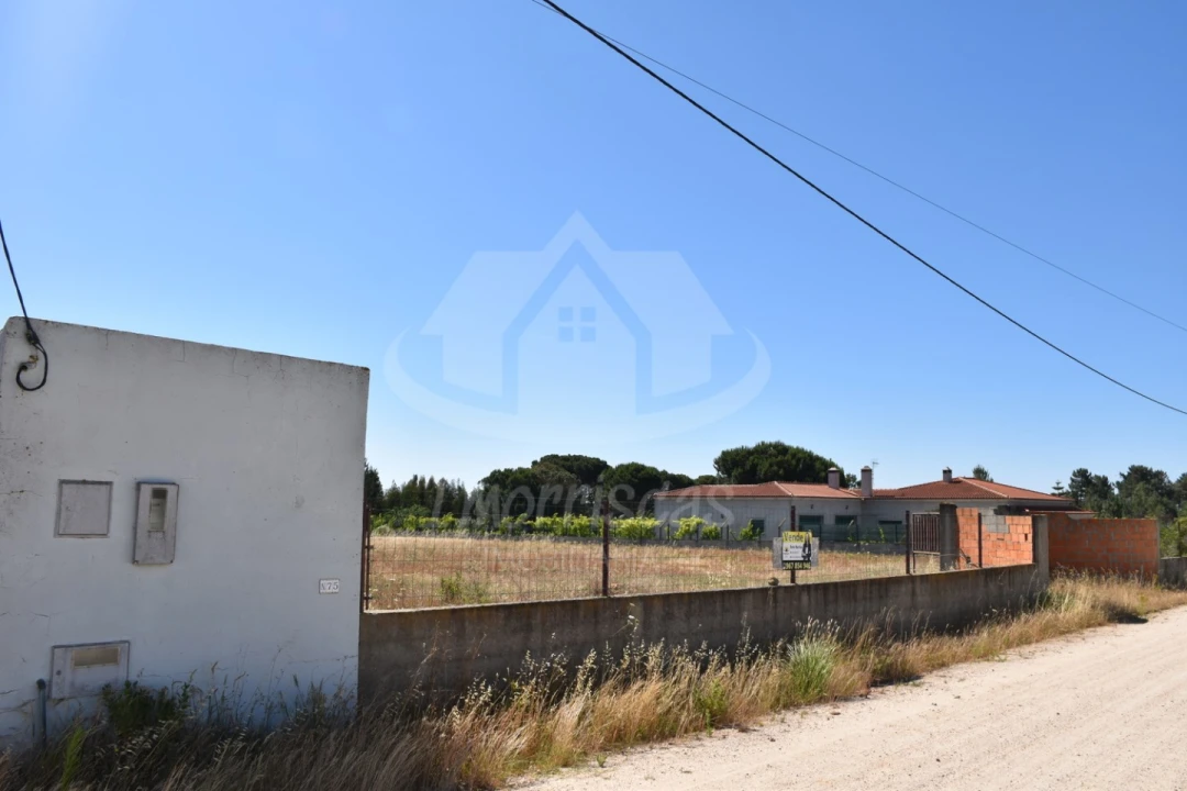 Terreno para Venda em Salvaterra de Magos e Foros de Salvaterra Foto 2