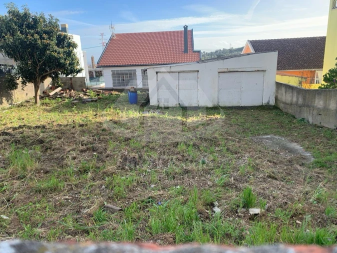 Terreno para Venda em Póvoa de Santa Iria e Forte da Casa