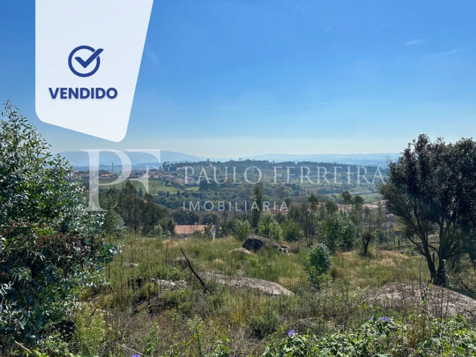 Terreno para Venda em Requião Foto 1