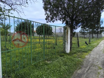 Terreno Misto para Venda em Pinhal Novo