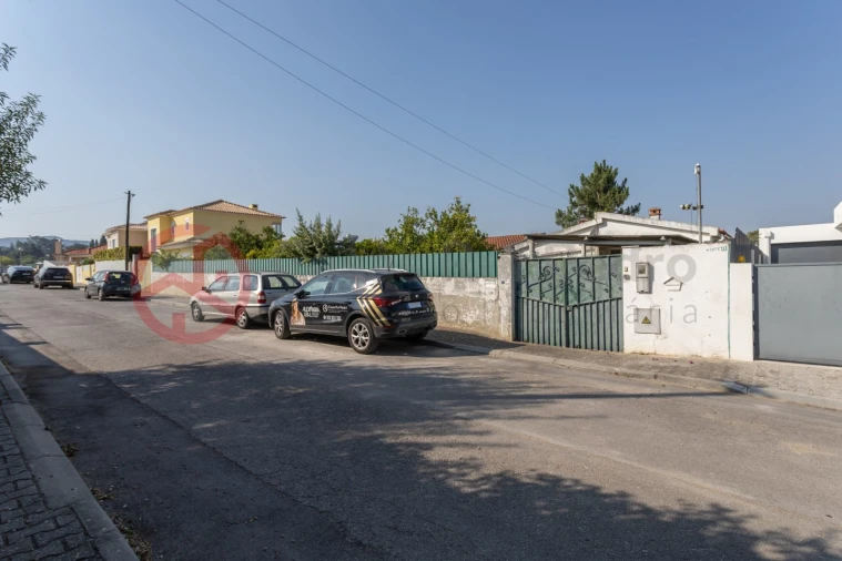 Terreno para Venda em Azeitão (São Lourenço e São Simão) Foto 3