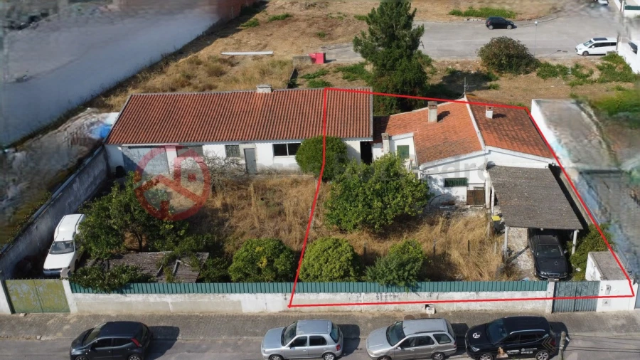 Terreno para Venda em Azeitão (São Lourenço e São Simão) Foto 1
