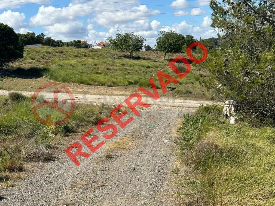 Terreno para Venda em Caparica e Trafaria Foto 1
