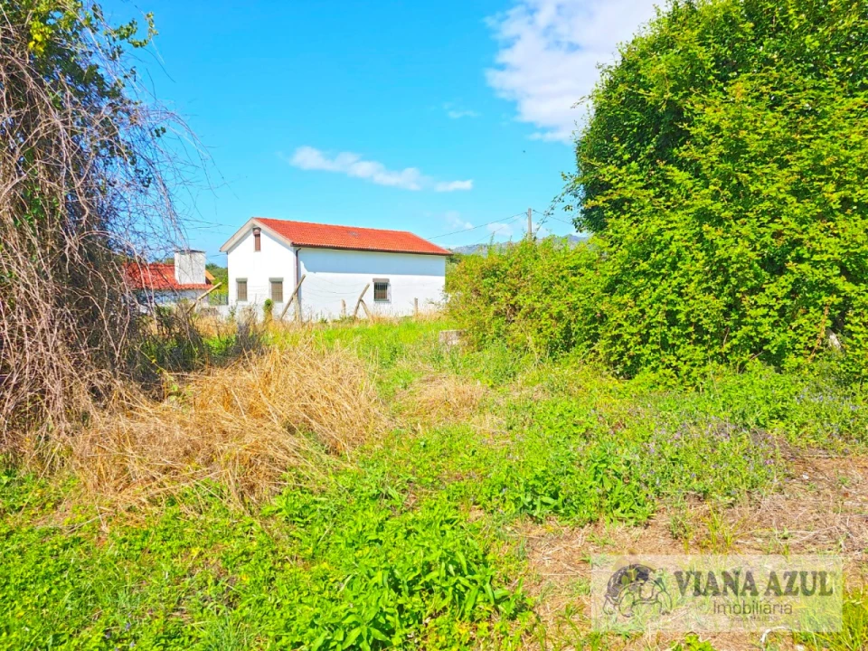 Terreno para Venda em Gondarem Foto 6