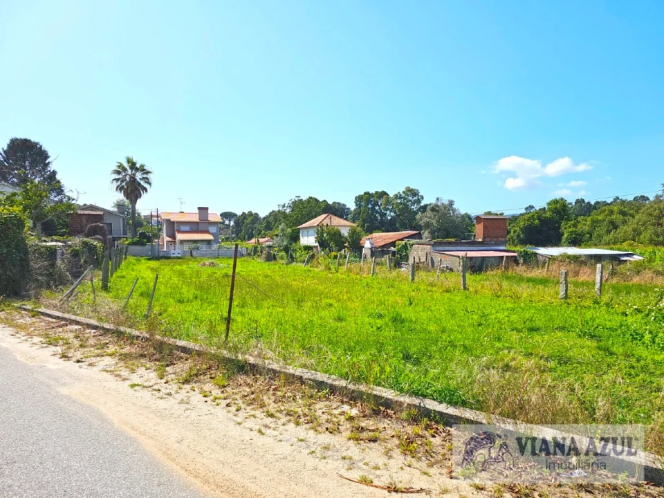 Terreno para Venda em Gondarem Foto 10
