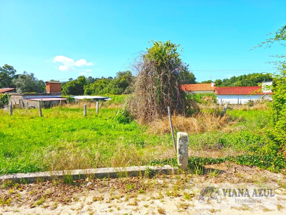 Terreno para Venda em Gondarem Foto 11