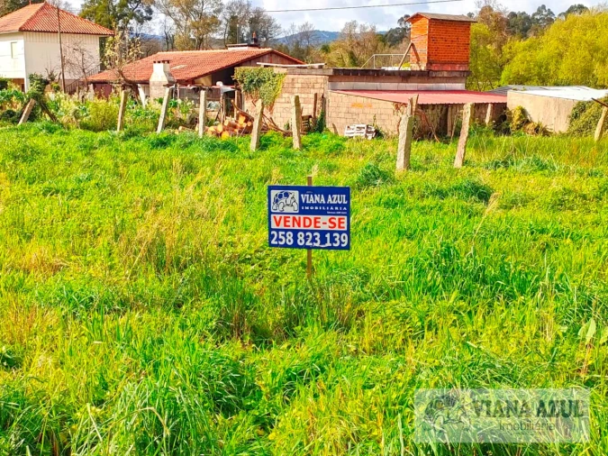 Terreno para Venda em Gondarem Foto 2