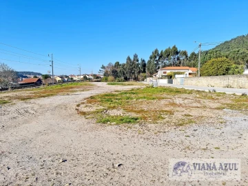 Terreno para Venda em Carreço