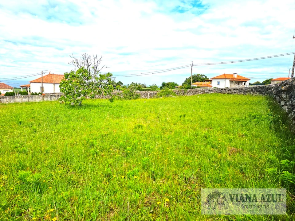 Terreno para Venda em Areosa Foto 1