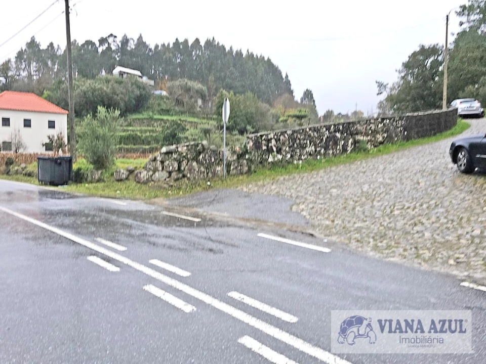 Terreno para Venda em Freixieiro de Soutelo Foto 7