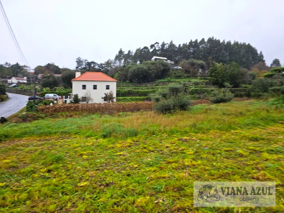 Terreno para Venda em Freixieiro de Soutelo Foto 9