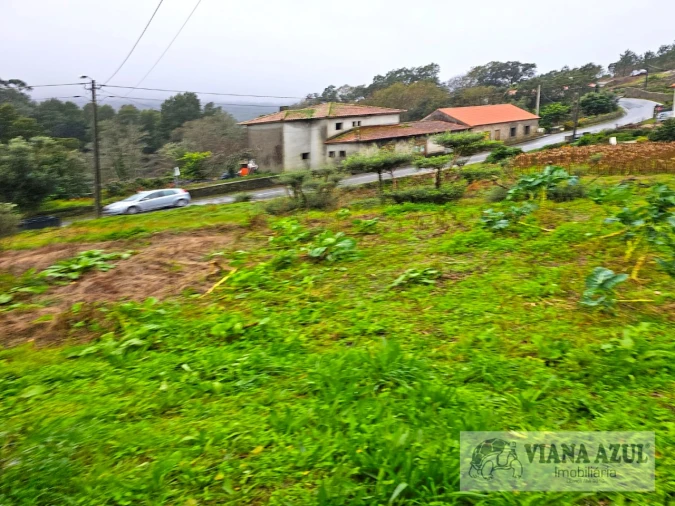 Terreno para Venda em Freixieiro de Soutelo Foto 3