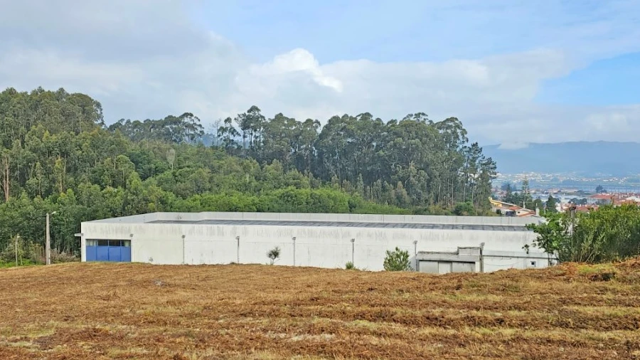 Terreno para Venda em Vila Nova de Anha