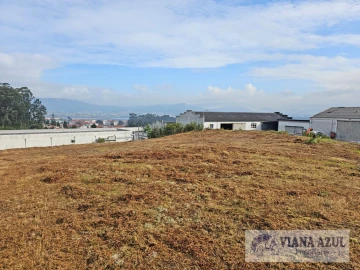 Terreno para Venda em Vila Nova de Anha