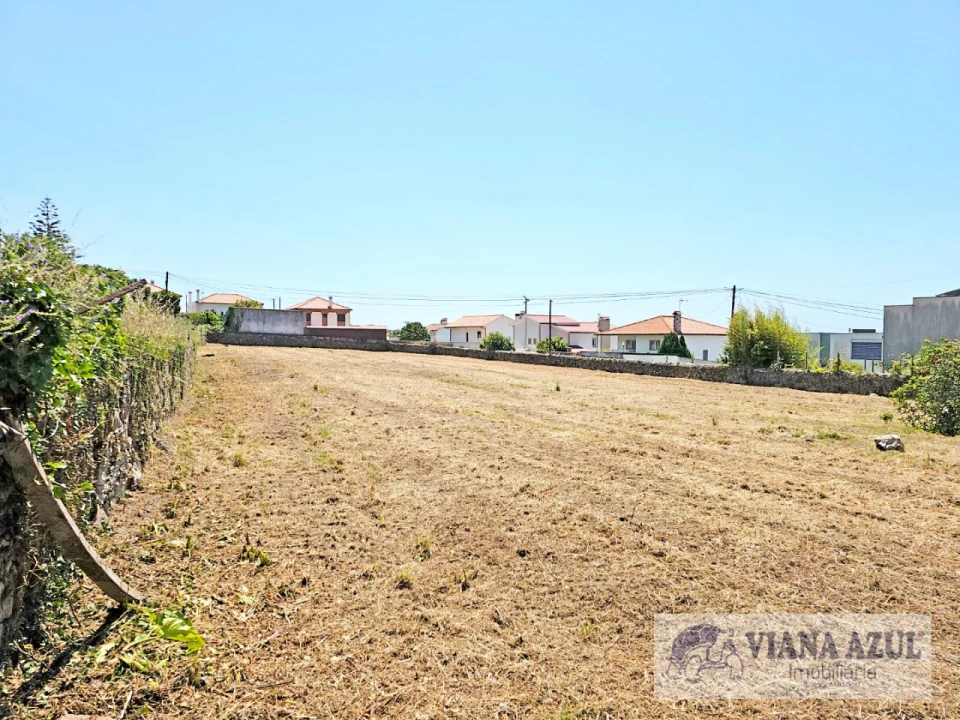 Terreno para Venda em Areosa Foto 1