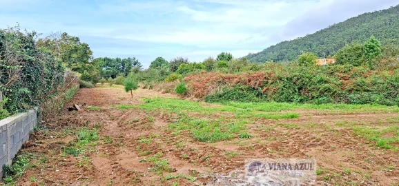 Terreno para Venda em Carreço