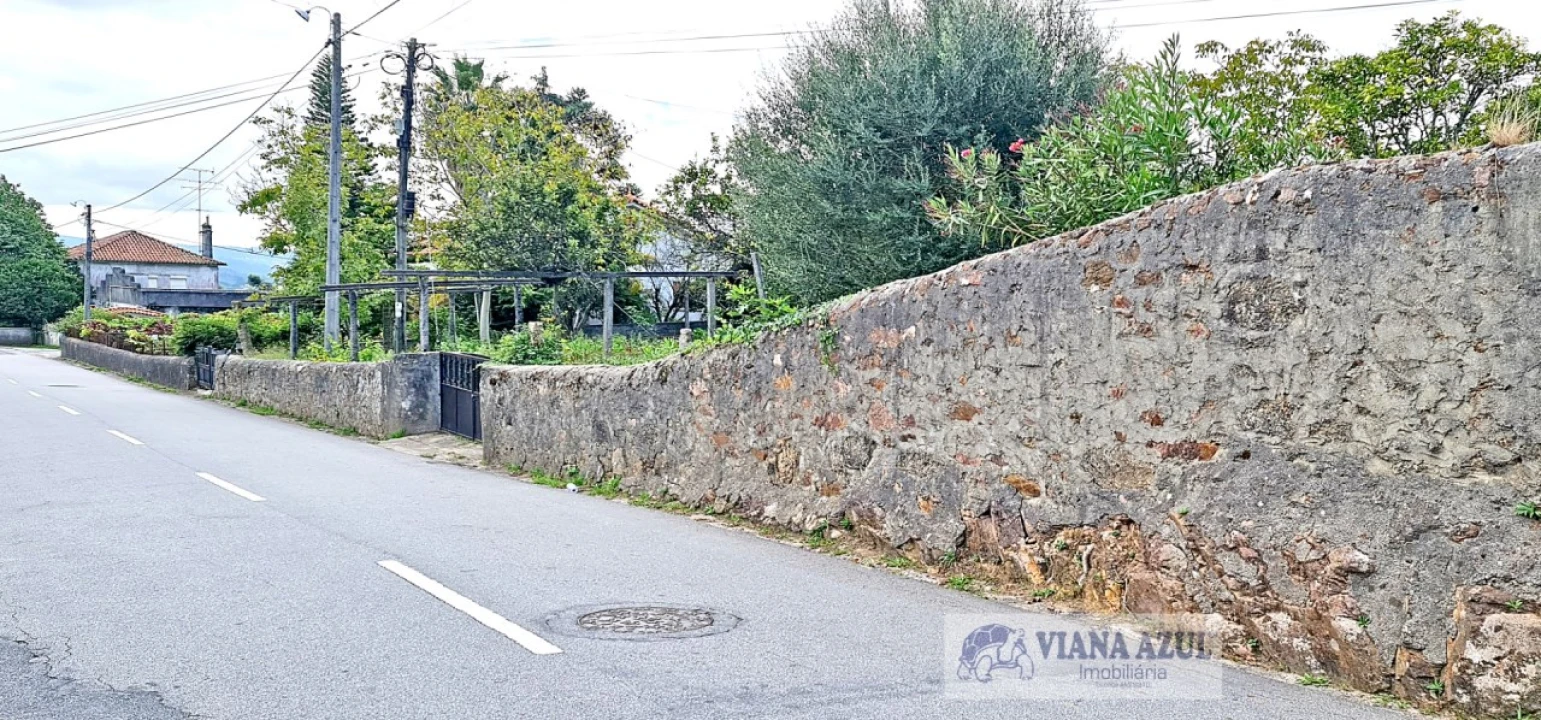 Terreno para Venda em Mujães Foto 10